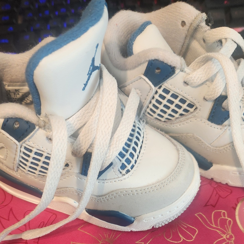 JORDAN Infant Sneakers - Picture 2 of 4